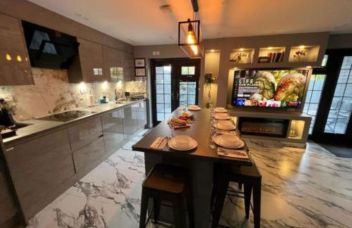 Urban Escape 4BedRoom House- With Free private Parking - Birmingham City - Foto 43