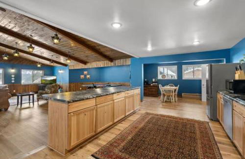 The Big Lake Escape! Sleeps 20! - Foto 7