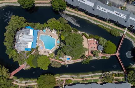 Park Shore Resort - Pool & Bar Close to Beach - Foto 5