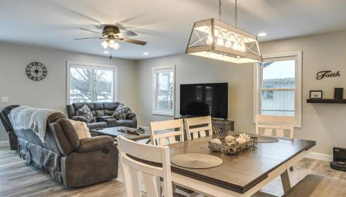 Riverfront Michigan Cottage with Fire Pit and Kayaks! - Foto 5