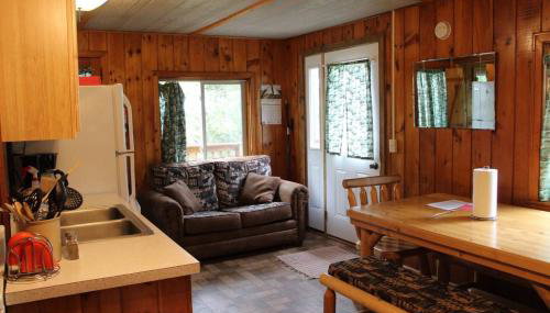 Cabin 7 - Cozy classic cabin on the lake shore with private deck - Foto 4