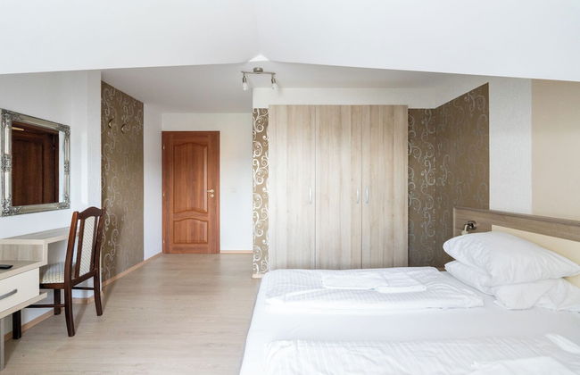 Faraway Aparthotel near Airport - Foto 43