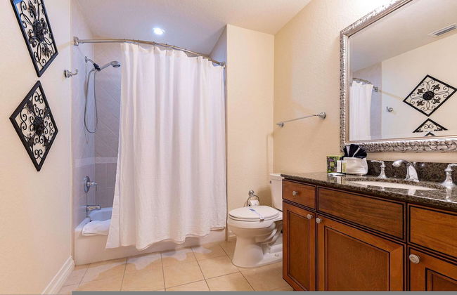 3BR Family Apartment for 8 Peaceful Residential Retreat - Foto 14