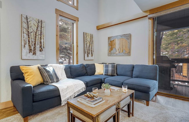 Arroyo by Avantstay Peaceful Mountain Townhouse w/ Large Private Balcony - Photo 10