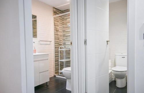 Apartment with Balcony on Calle Santa Engracia Temporal SEN1692 - Foto 11