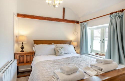 2 Bed in Bodham oc-2082 - Photo 1