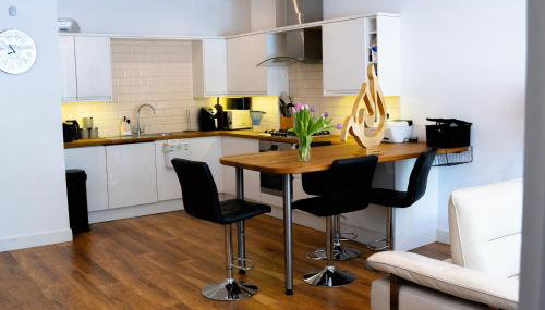 Cleave House - Contractor, Corporate & Leisure - Chic & Stylish - Sleeps 6 - Foto 5, toaster