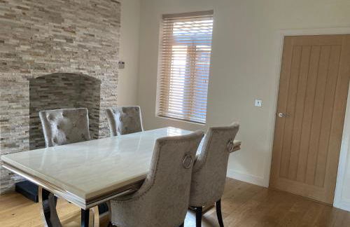 Cheshire Home Stays - Photo 9