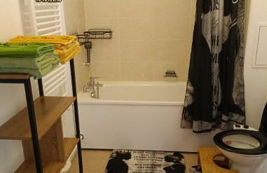 La Royauté à 22 min de Disneyland et Center parcs - Foto 8