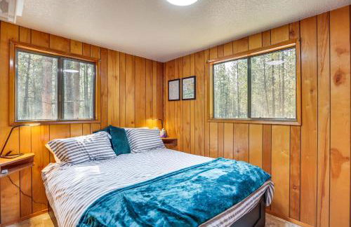 1 Mi to State Park Peaceful La Pine Cabin with Deck - Foto 10