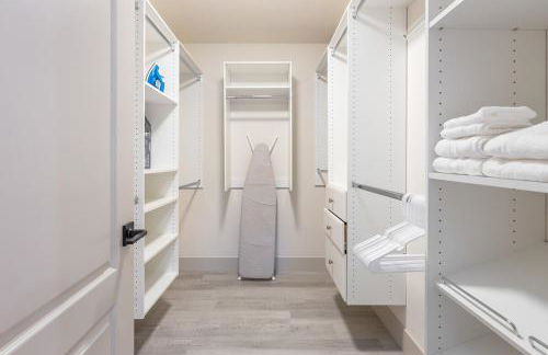 Lucky Day Retreat with Game Room, Heated Pool, Park, Resort Style Amenities - Photo 46