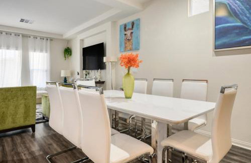 Relaxing Vegas Stay with BBQ & Games - Foto 2