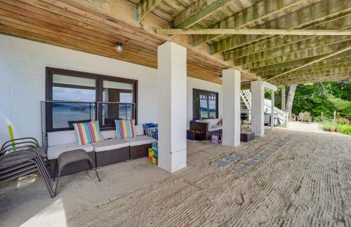 Updated Glen Arbor Cottage on Lake Dock and Mooring - Foto 31