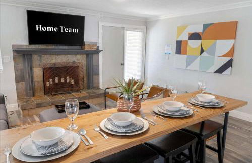 Backyard Oasis Heated Pool Game Room Gazebo - Foto 30