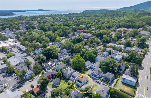 Large 3BR Home in Downtown Bar Harbor! [Eden West] - Foto 30