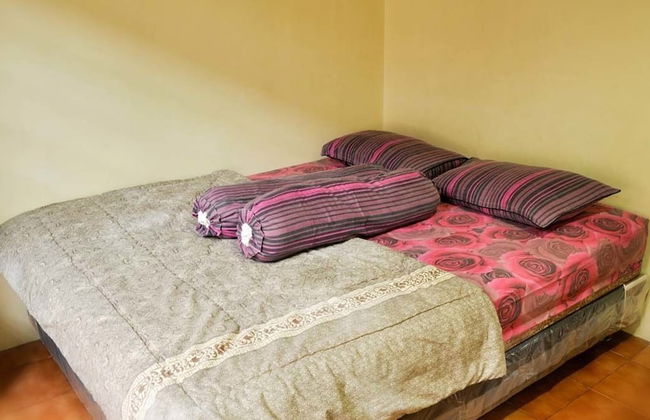 Villa Kota Bunga Ade - Photo 2