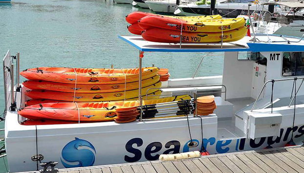 Catamaran et kayaks de la balade