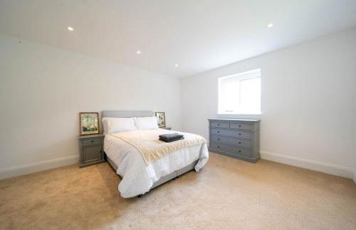 House on the Hill - Photo 20