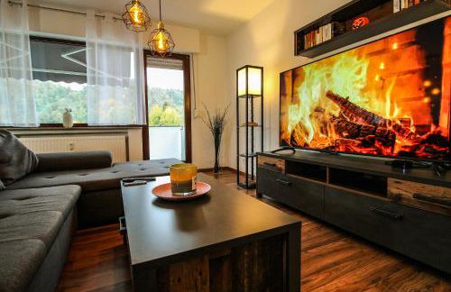 Moderne FeWo, nähe Bahnhof, Balkon, Burgblick, Boxspringbett, Waschtrockner - Foto 4