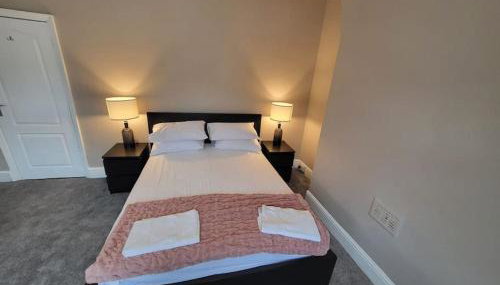 4 Bedroom house, 8 min to city! - Foto 3