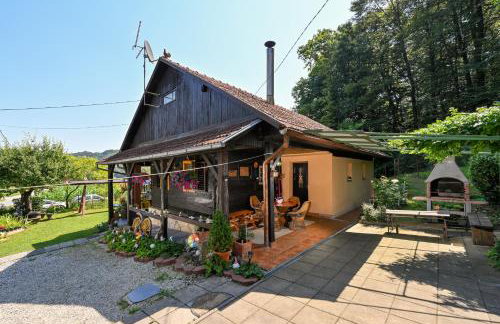 Kuća Viola, traditional wooden house in Tuhelj - Foto 3