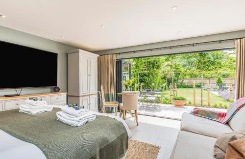 Charming Bosham Garden Lodge - Pass the Keys - Foto 14