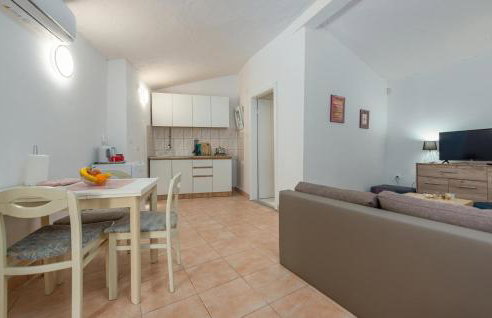 1 Bedroom Nice Home In Potocnica - Foto 18