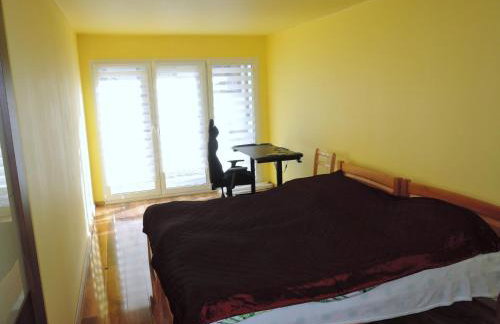 Holiday Home in a Quiet Location in Borzyslawiec - Foto 15