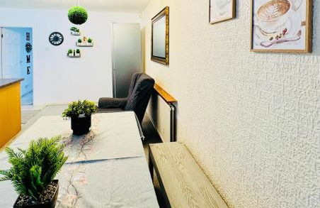 Beautiful and Spacious 4 Bed Room House In Coleshill-NEC - Foto 25