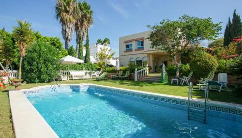 Charming villa in Sanlúcar de Barrameda with private pool - Photo 2