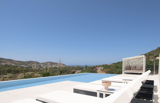 Luxurious Villa Dias With Tennis Court by Estia - Foto 62