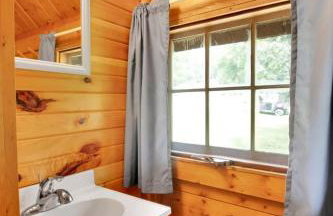 Rustic Cabin with Pool Access - Foto 8