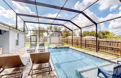 Poolside Oasis! Family-Friendly Summerfield Escape - Foto 40
