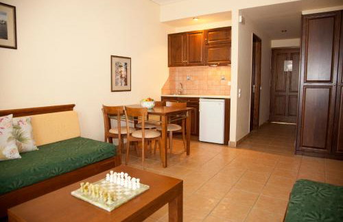 Mylos Hotel Apartments - Photo 16