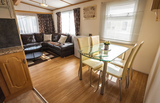 Lochlands 2BR Family Caravan - Pets - Play Park - Foto 5