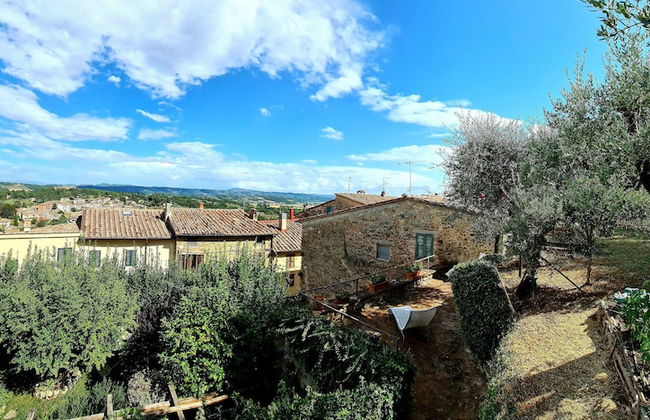 La Terrazza, Historic Tuscan Stone Residence With Garden and Terrace in Cetona - Photo 28