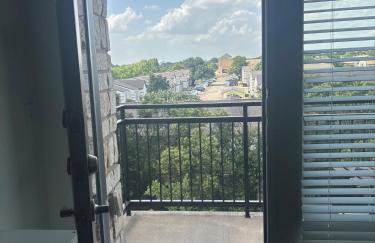 The Link & Lounge, Close to Everything - Foto 12