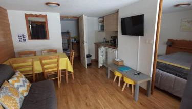 Chamrousse 1700 - Asters A03 - Rez de Jardin, Piscine, Sauna, Terrasse plein sud - Foto 1