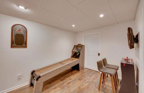 Game Room and Covered Patio Hummelstown Hideaway - Foto 17