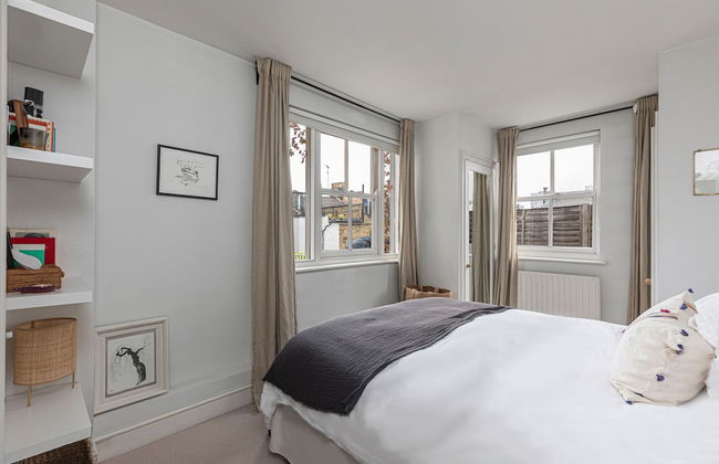 JOIVY Stylish 2-bed Flat w/ Terrace Near Battersea Park - Foto 6