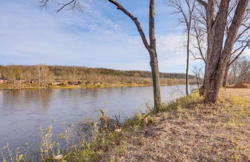 Fish the White River! Sleek Family Home in Flippin - Foto 33