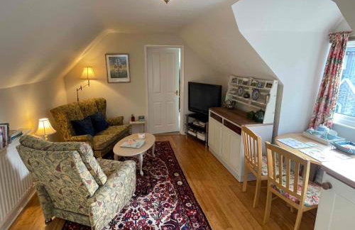 Walkers Retreat with garden and views - Photo 5