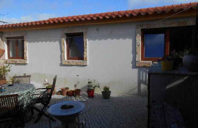 Cottage With 2 Bedrooms With Both En-suite Bathrooms in a Seaside Village - Photo 23