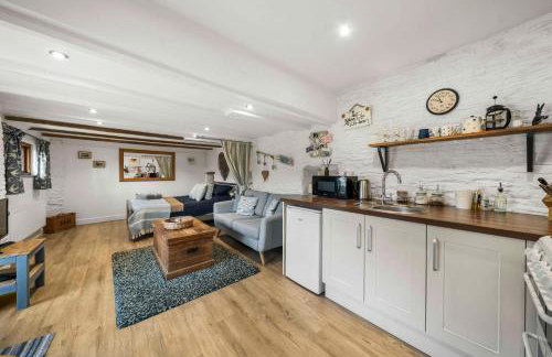 Unique Thatched Retreat near Salcombe and Beaches - Foto 4