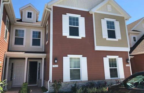 BRAND NEW 3 bedroom near DISNEY / Wi-Fi / Parking - Foto 47