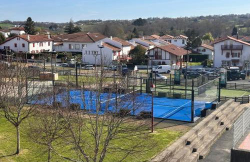 Ahetze, 3 pièces lumineux avec terrasse & parking - Foto 11