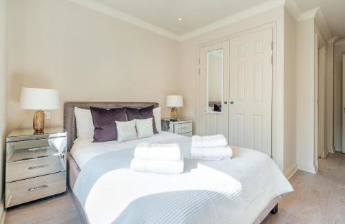 Stunning 3-bedroom in the heart of London with parking - Foto 6