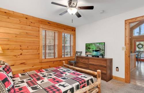 Soco Serene Cabin in the Heart of Maggie Valley - Foto 34