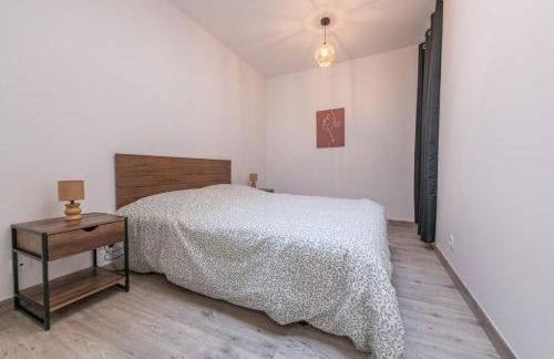 002H spacieu et central avec Parking - Foto 7