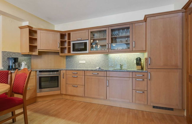 Chalet in Saalbach Near Ski Lift - Foto 6